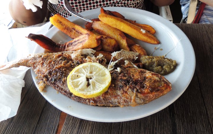 Food snapper and plantain